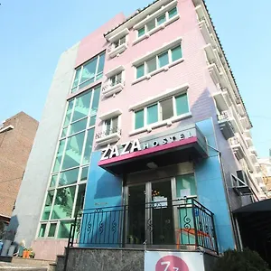 Zaza Backpackers Seoul