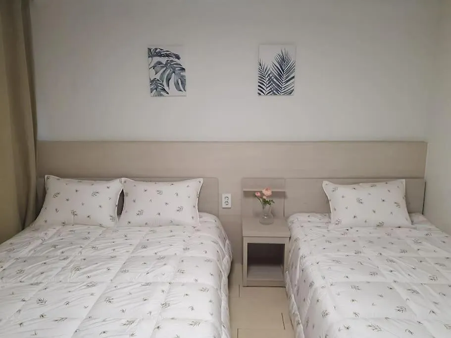 Arex Hongik Univ Unit 201 location