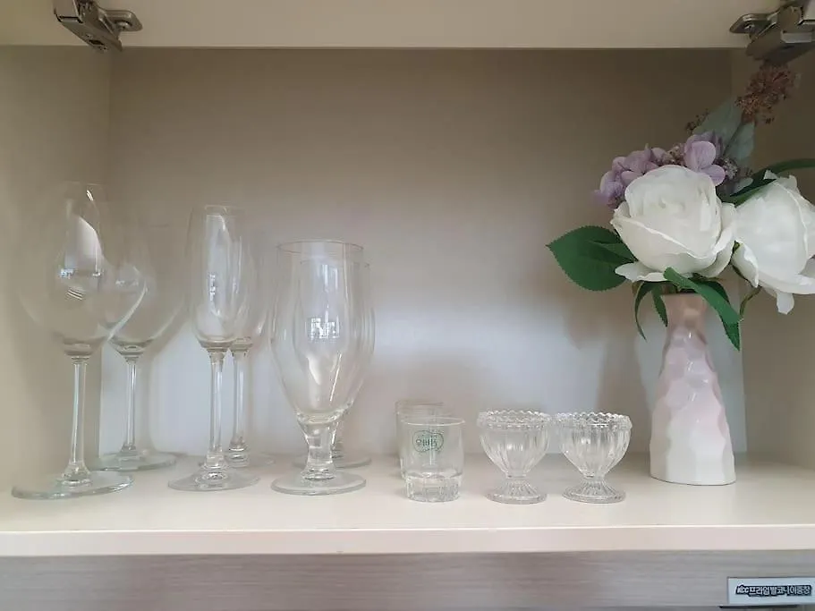 Arex Hongik Univ Unit 201 Apartment Seoul