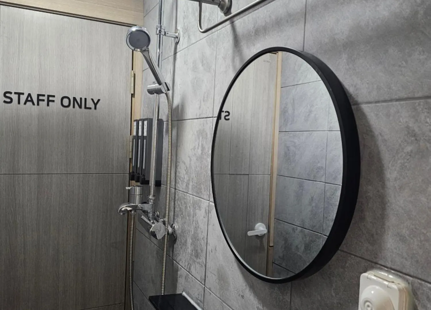 Arex Hongik Univ Unit 201 Apartment Seoul